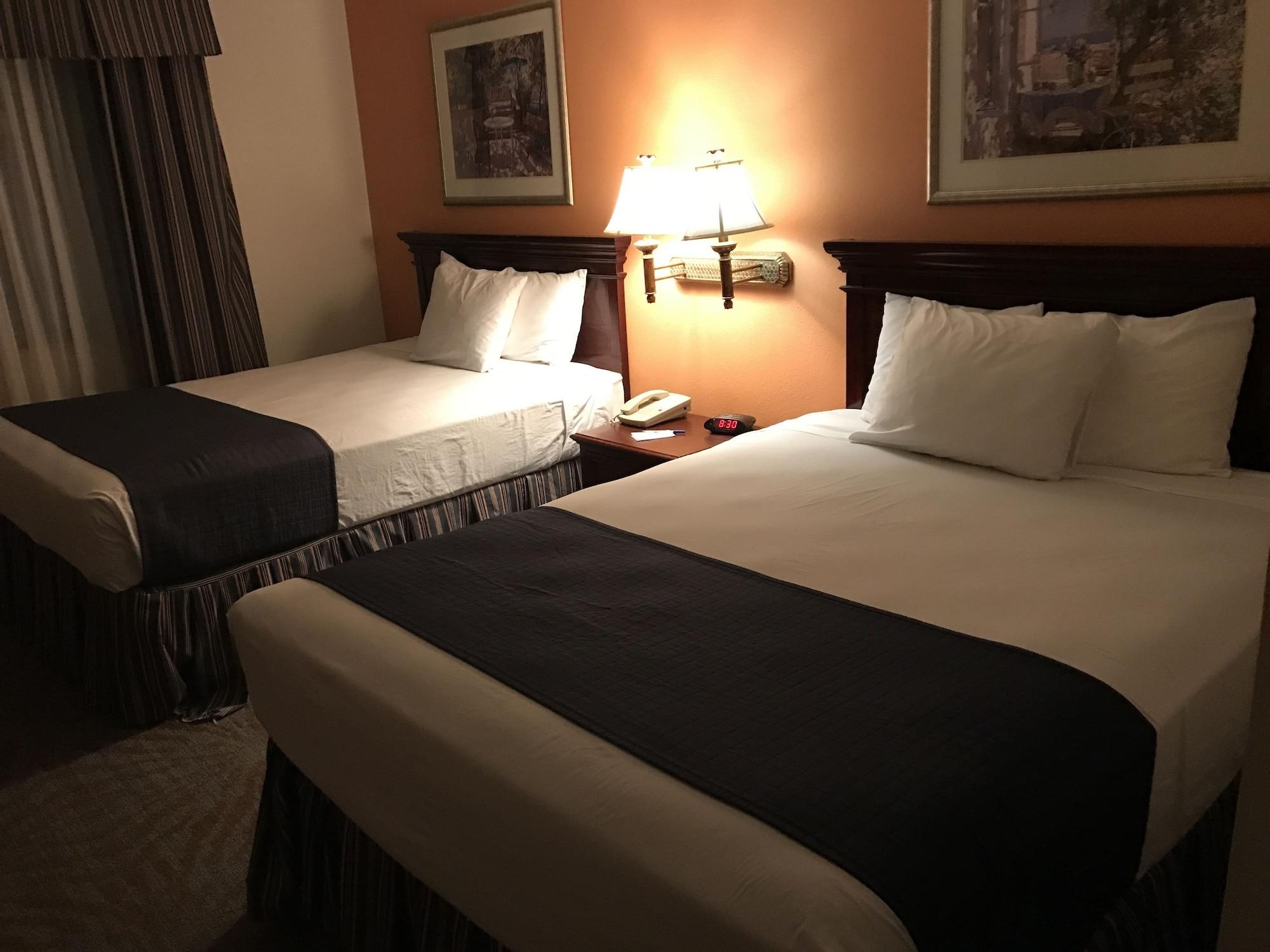 מלון Super 8 By Wyndham Lubbock West מראה חיצוני תמונה