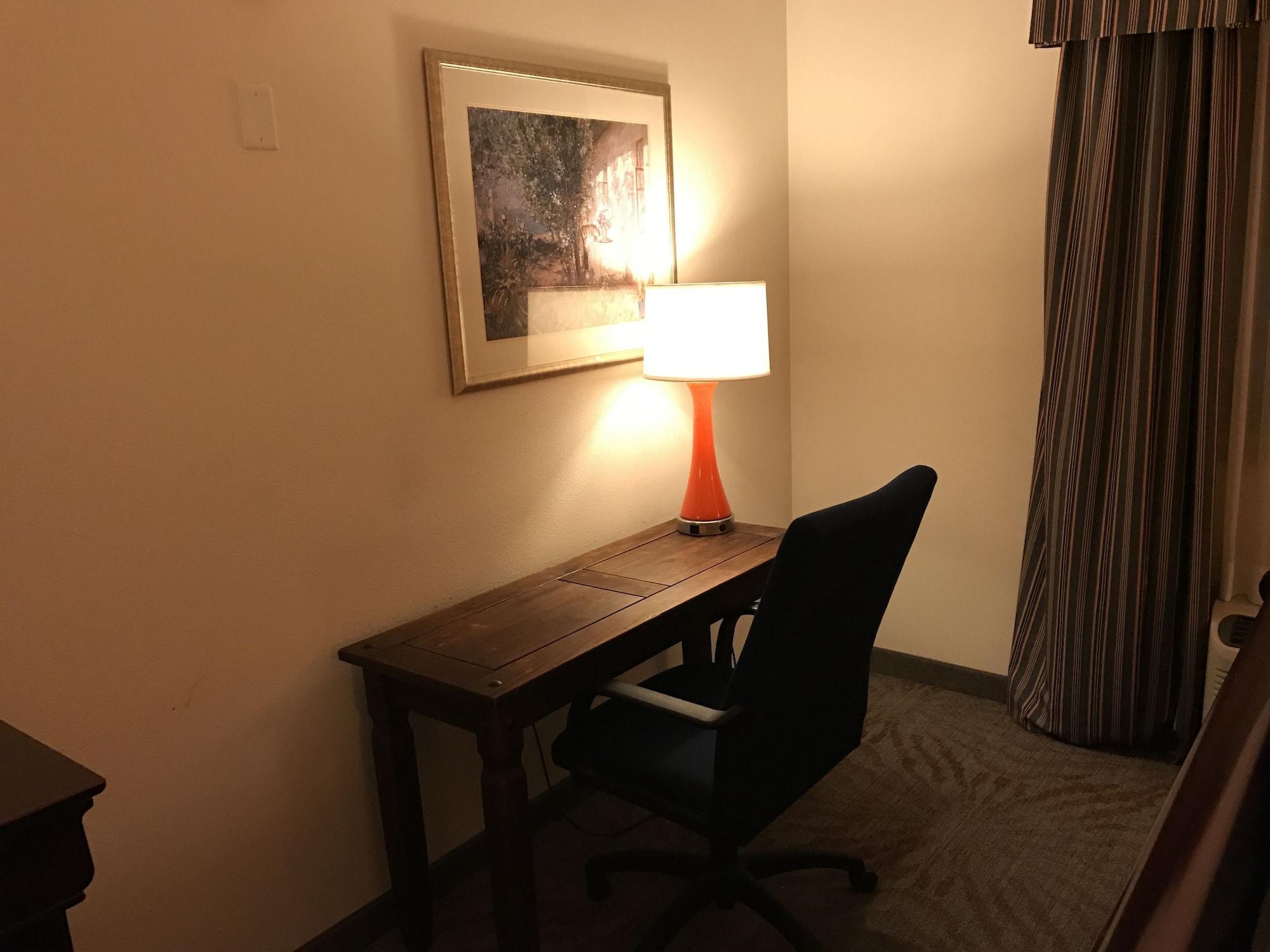 מלון Super 8 By Wyndham Lubbock West מראה חיצוני תמונה