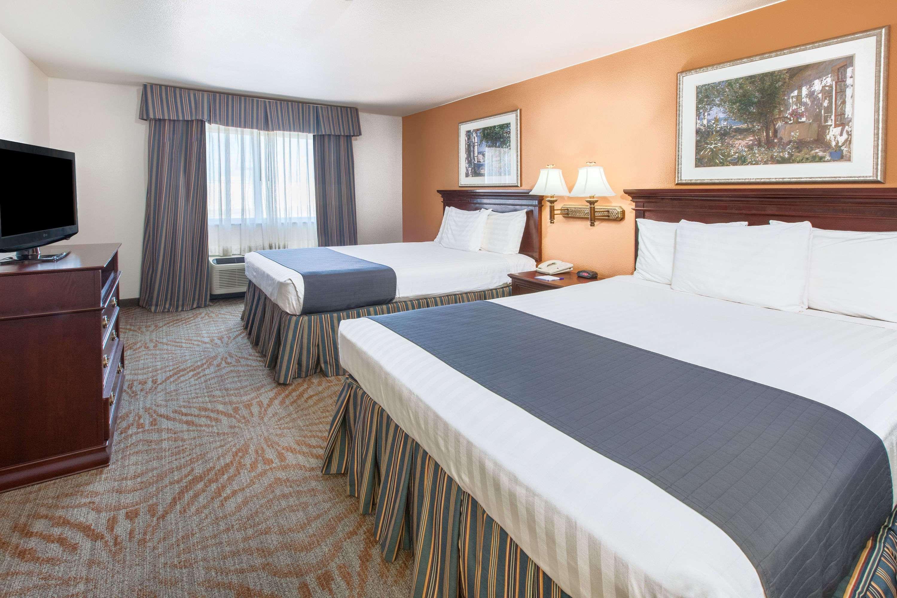 מלון Super 8 By Wyndham Lubbock West מראה חיצוני תמונה
